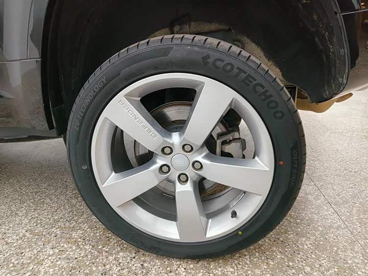 Фото 3 - Land Rover Defender