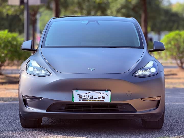 Фото 3 - Tesla Model Y