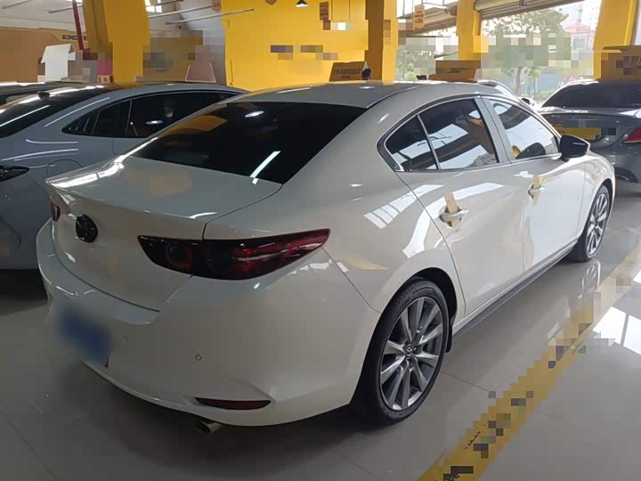 Фото 7 - Mazda 3 (Axela)