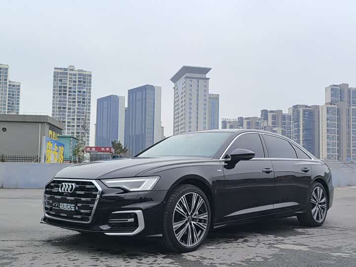 Фото 1 - Audi A6L