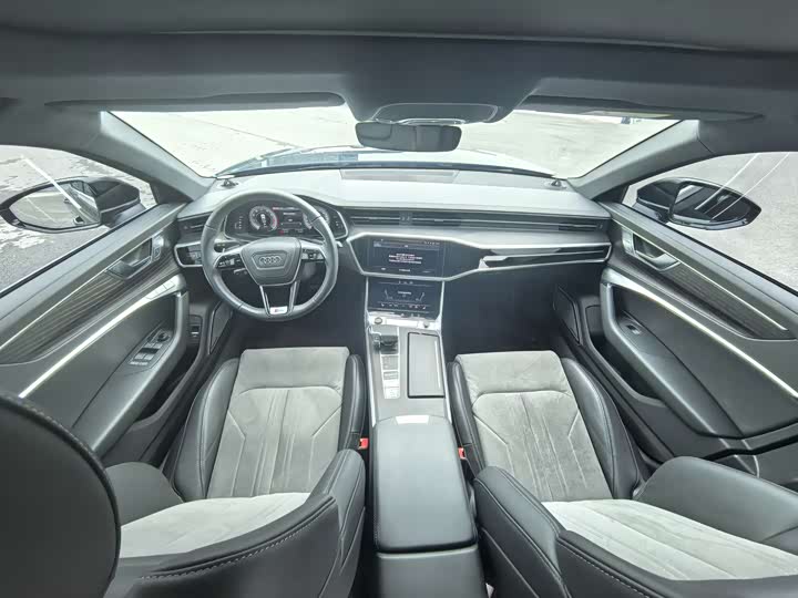 Фото 5 - Audi A6L