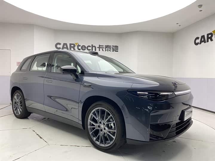 Фото 2 - Leapmotor C10