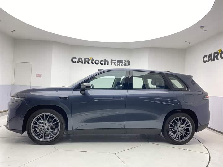 Фото 8 - Leapmotor C10