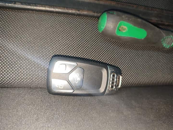 Фото 9 - Audi Q2L