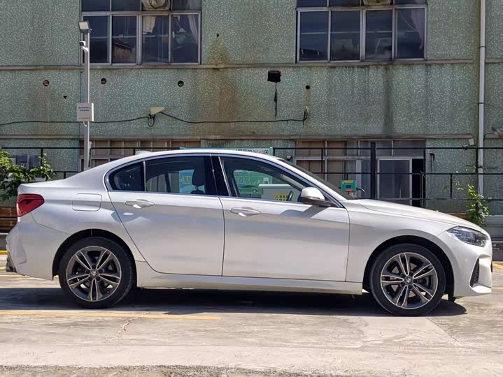 Фото 4 - BMW 1 Series