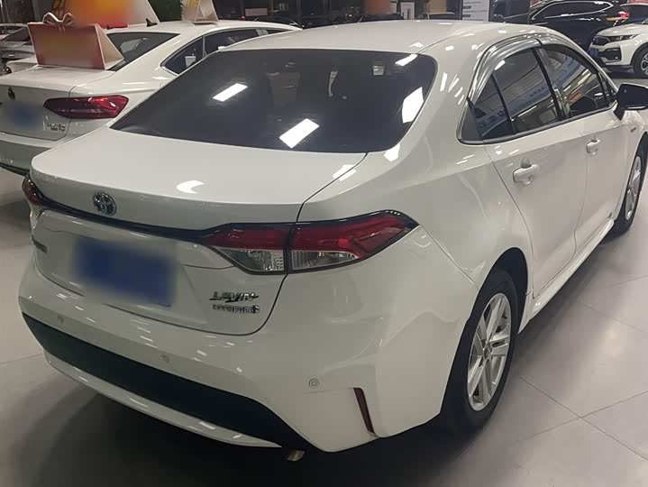 Фото 5 - Toyota Levin