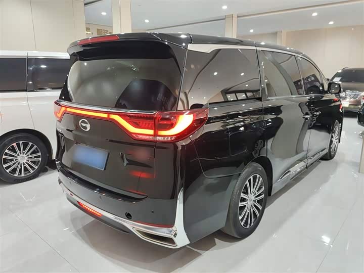 Фото 7 - GAC Trumpchi M8