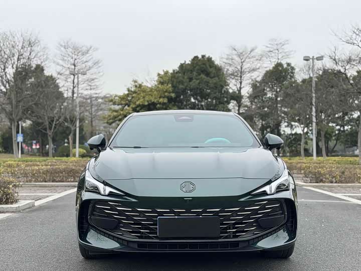 Фото 2 - MG Motor 7