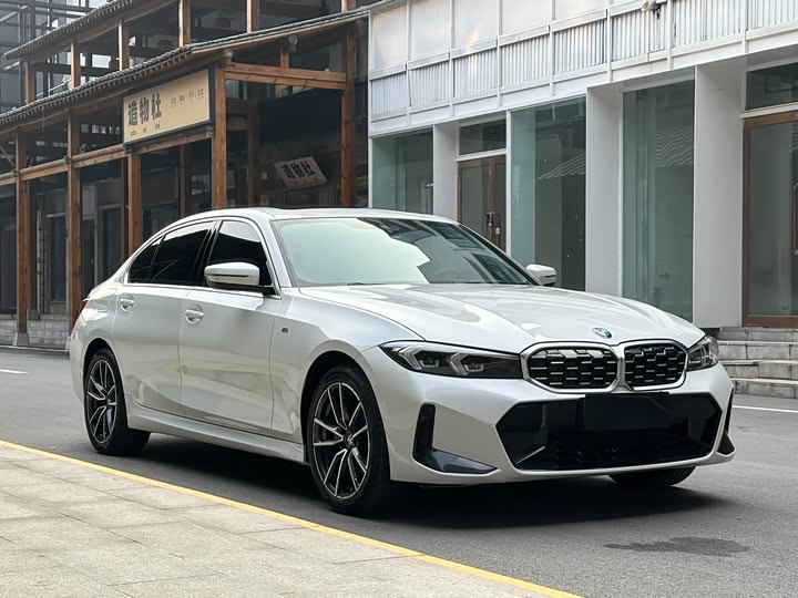 Фото 2 - BMW 3 Series