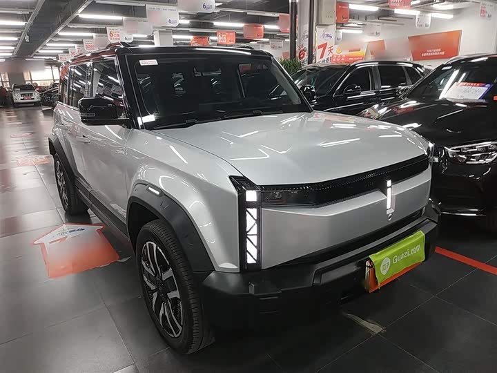 Фото 4 - Chery iCar 03