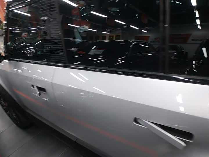 Фото 5 - Chery iCar 03