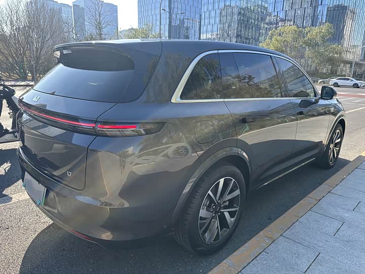 Фото 6 - LiXiang L7