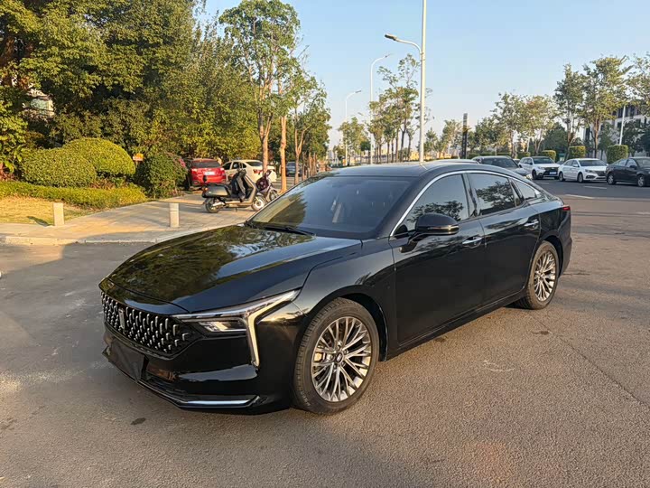 Фото 1 - Bestune B70