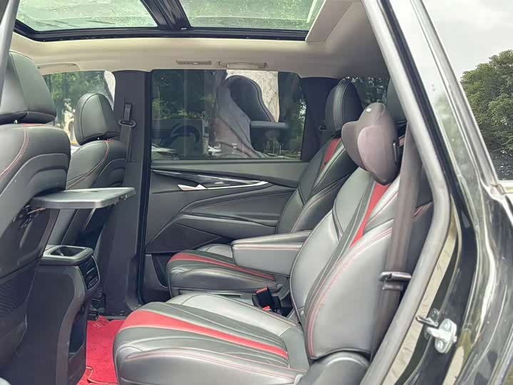 Фото 9 - Maxus G50