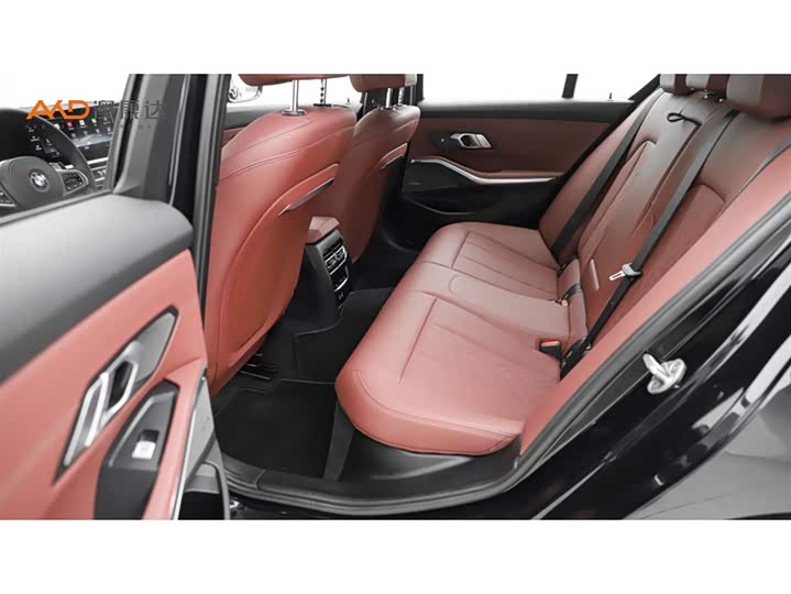 Фото 7 - BMW 3 Series