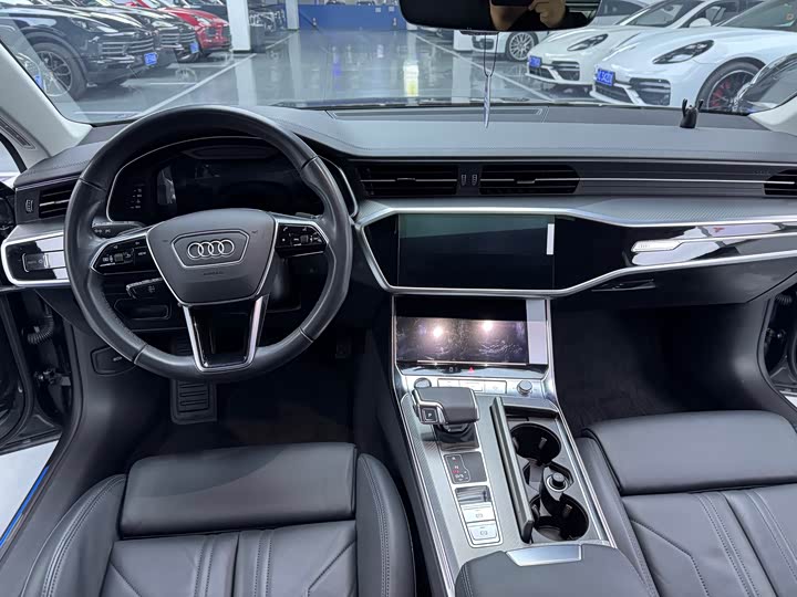Фото 8 - Audi A7
