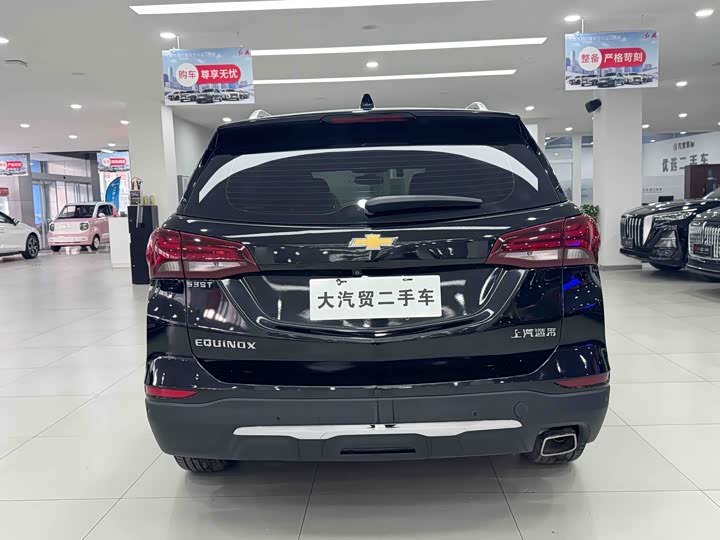 Фото 6 - Chevrolet Equinox