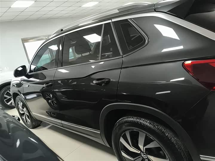 Фото 5 - Volkswagen Tayron