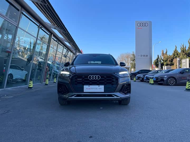 Фото 3 - Audi Q5L