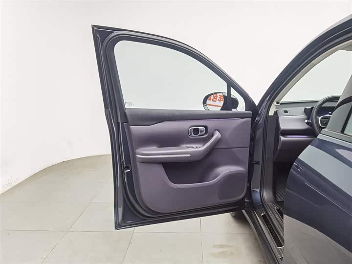 Фото 8 - Leapmotor C10