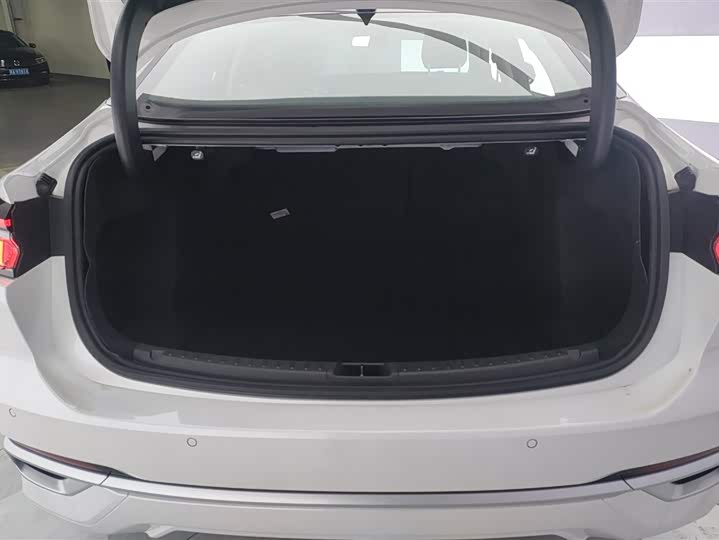 Фото 4 - Ford Mondeo