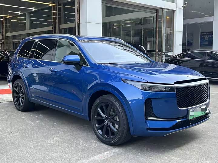 Фото 3 - LiXiang One