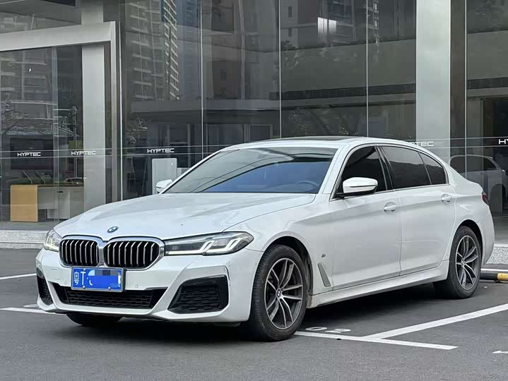 Фото 1 - BMW 5 Series