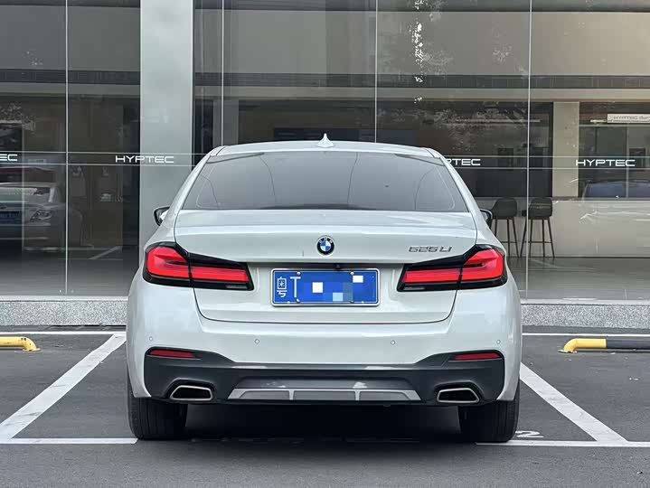 Фото 4 - BMW 5 Series