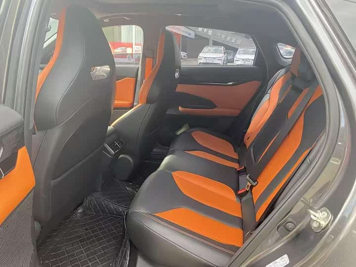 Фото 8 - Changan UNI-V