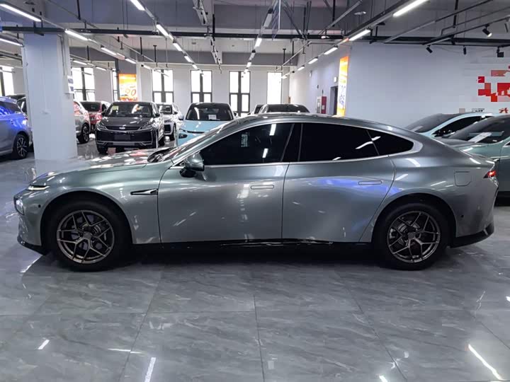 Фото 5 - XPeng P7