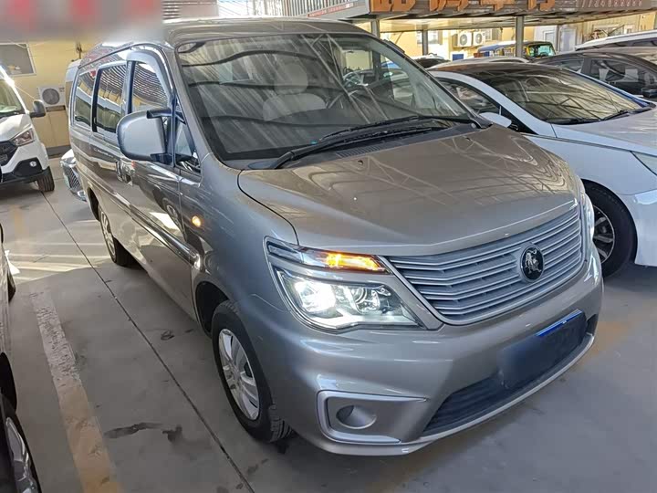 Фото 4 - Dongfeng Forthing Lingzhi M5