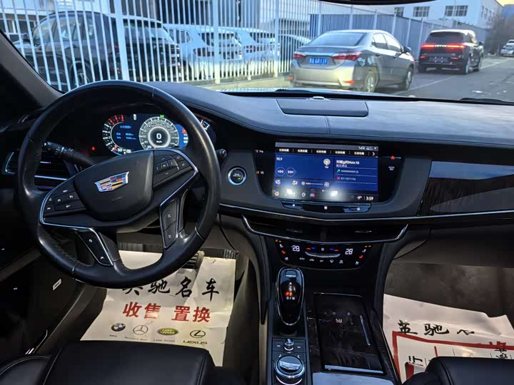 Фото 7 - Cadillac CT6