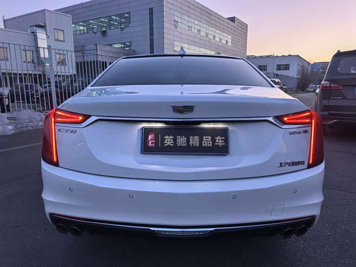 Фото 9 - Cadillac CT6
