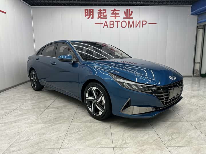 Фото 2 - Hyundai Elantra N line
