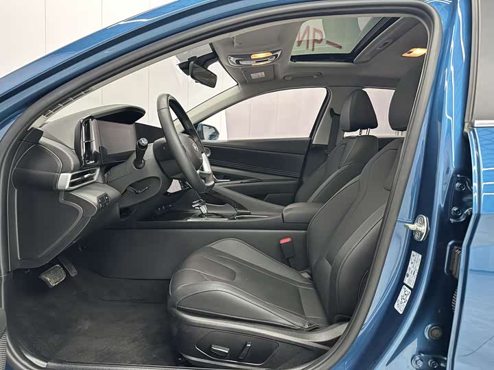 Фото 4 - Hyundai Elantra N line