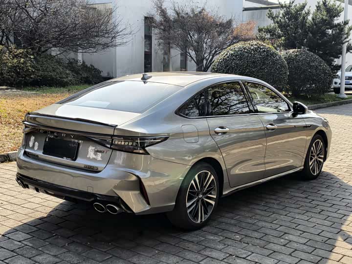 Фото 7 - Chery Arrizo 8