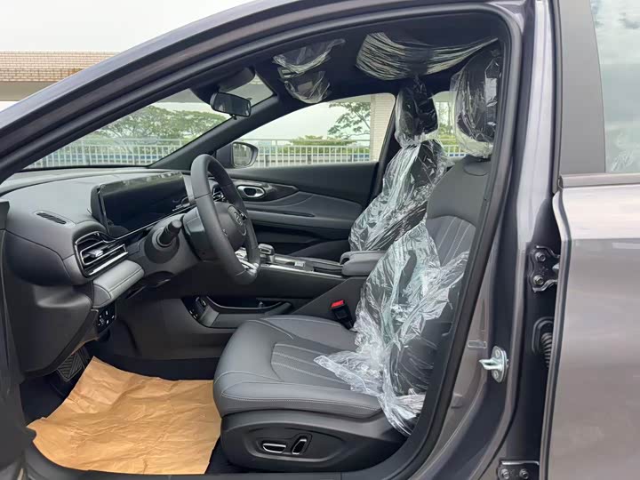 Фото 7 - GAC Trumpchi Empow R