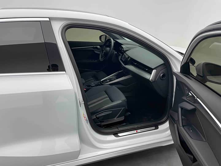 Фото 7 - Audi A3