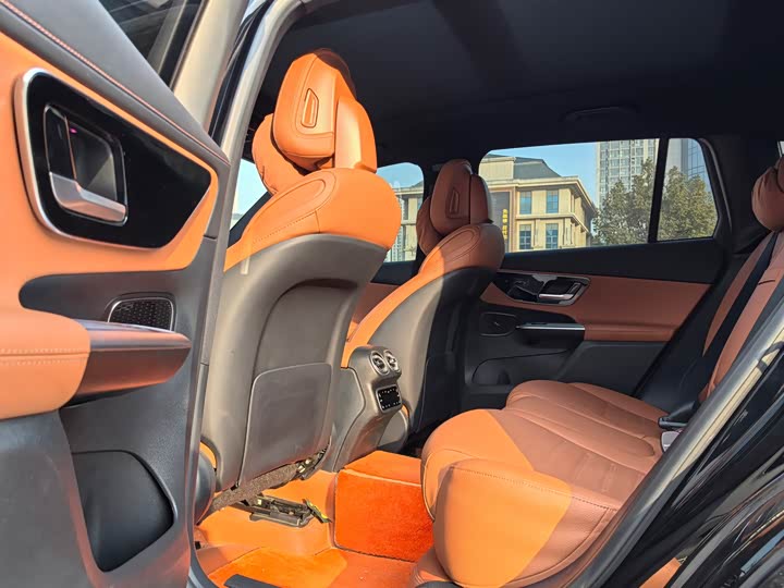 Фото 9 - Mercedes-Benz GLC-Class