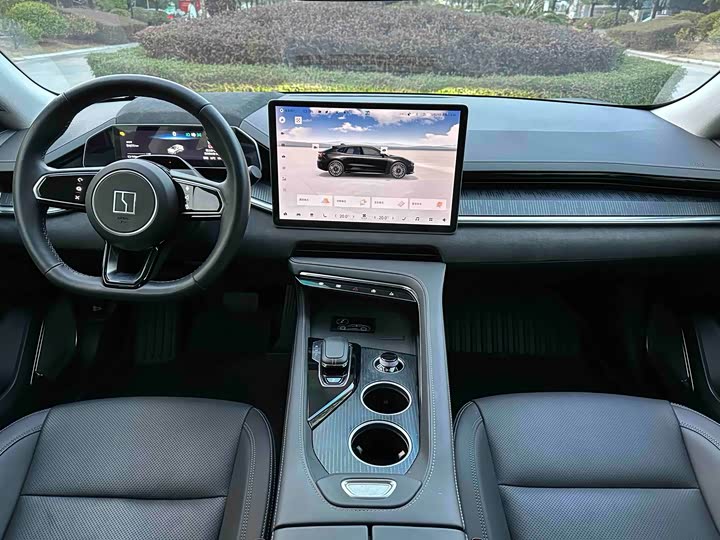 Фото 8 - Zeekr 001