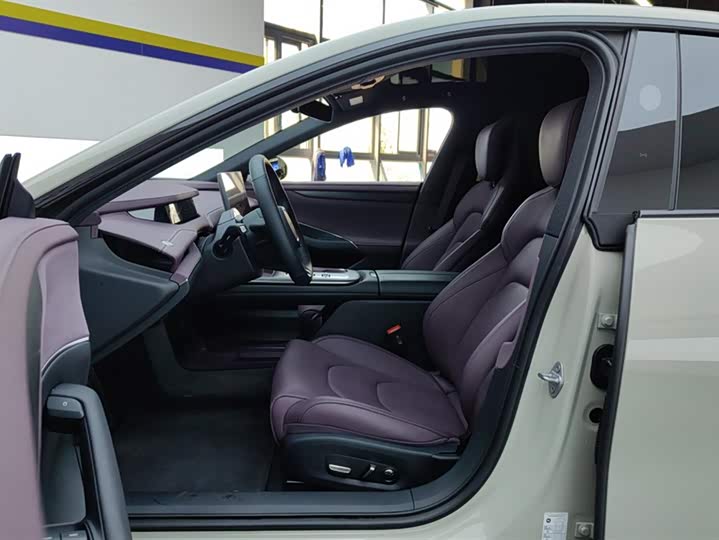 Фото 9 - Xiaomi SU7