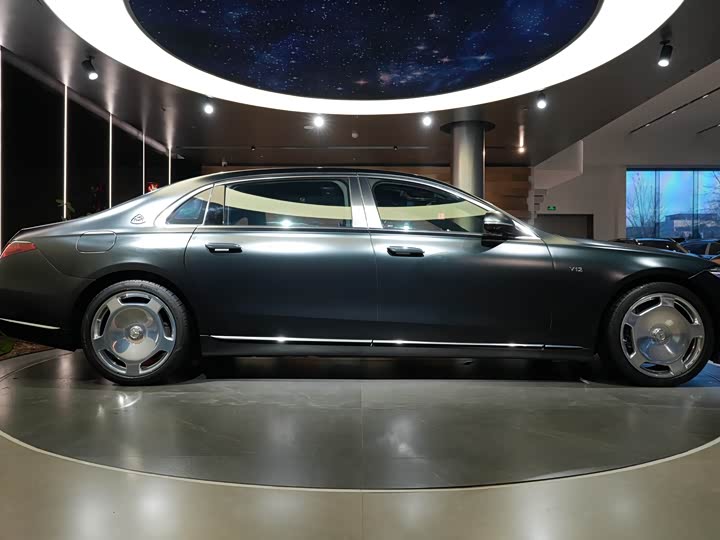 Фото 7 - Mercedes-Benz Maybach S-Class