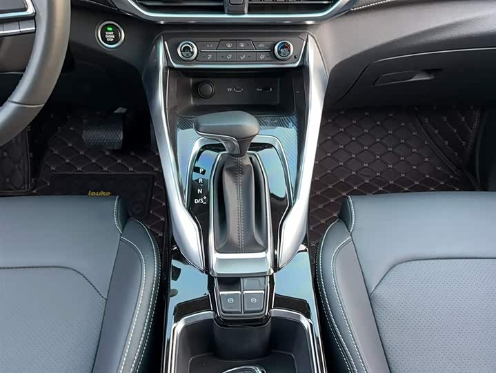 Фото 7 - Maxus G50