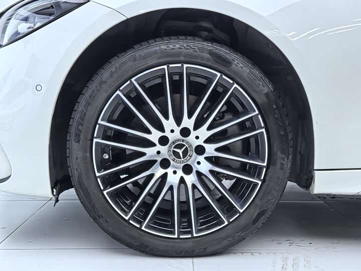 Фото 9 - Mercedes-Benz C-Class