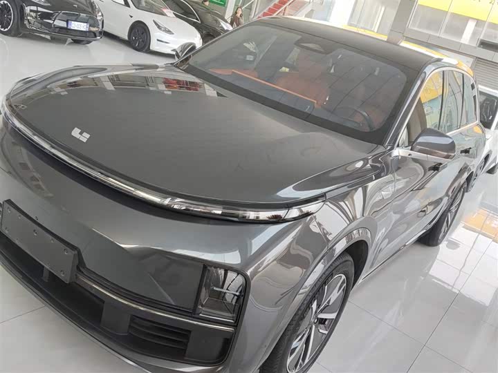 Фото 1 - LiXiang L8