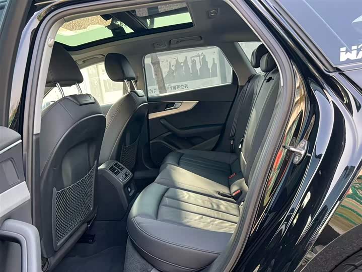 Фото 6 - Audi A4