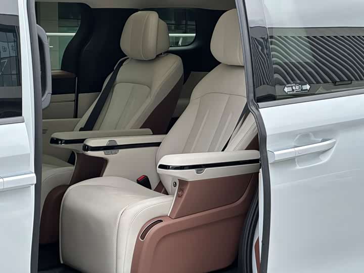 Фото 7 - BYD Xia