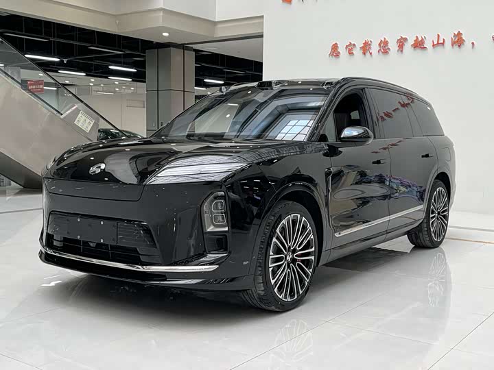 Фото 1 - Nio ES8