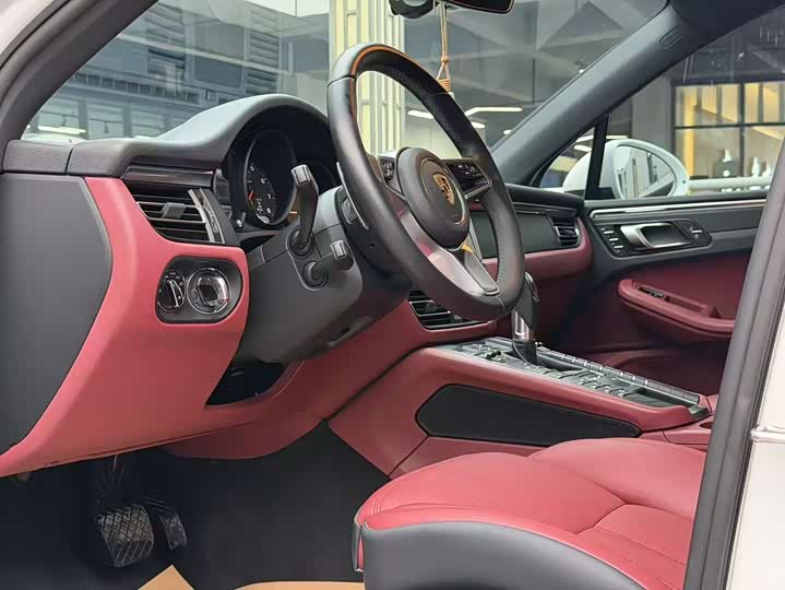Фото 4 - Porsche Macan