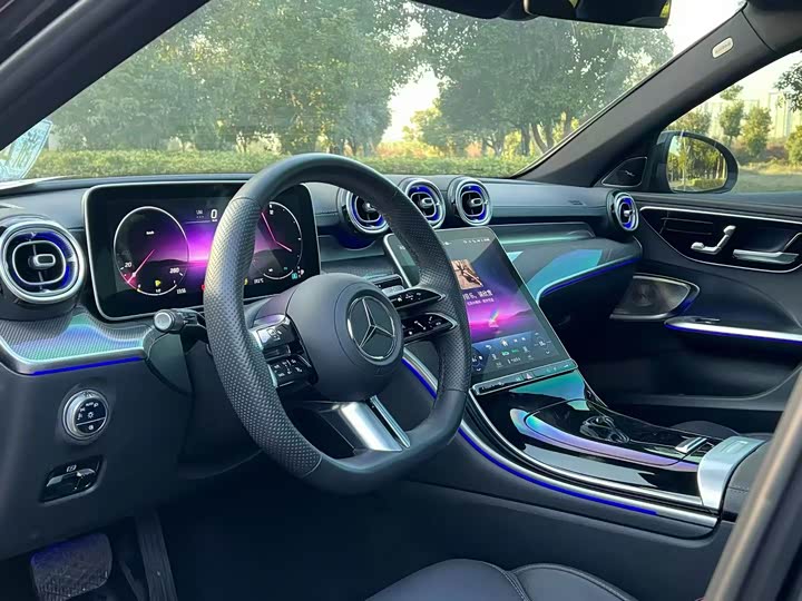 Фото 4 - Mercedes-Benz C-Class